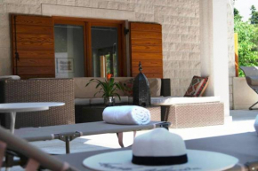 Villa Azzurro, amazing pool villa, sea view, privacy, BBQ